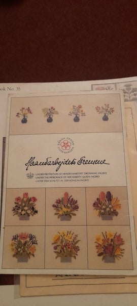 Vintage danish flowers in pots and baskets Carousel 2