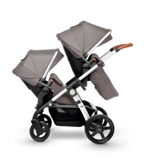 Silver Cross Wave Single-to-Double Pram Carousel 1