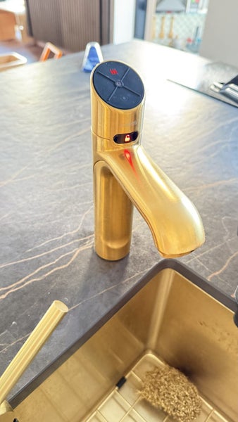 Brand new Zenith HydroTap G5 filtered Boiling water63783597073794110