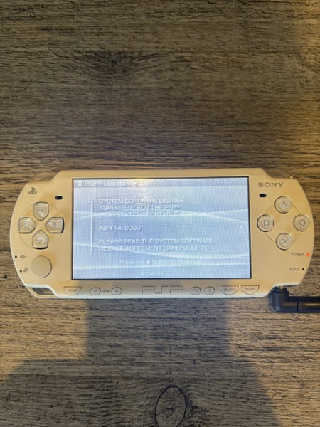 PSP 2000 White - 64gb Carousel 1