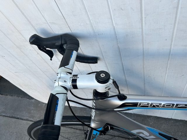 Giant Propel Advanced (11 Spd Ultegra) - Medium/Large Carousel 18
