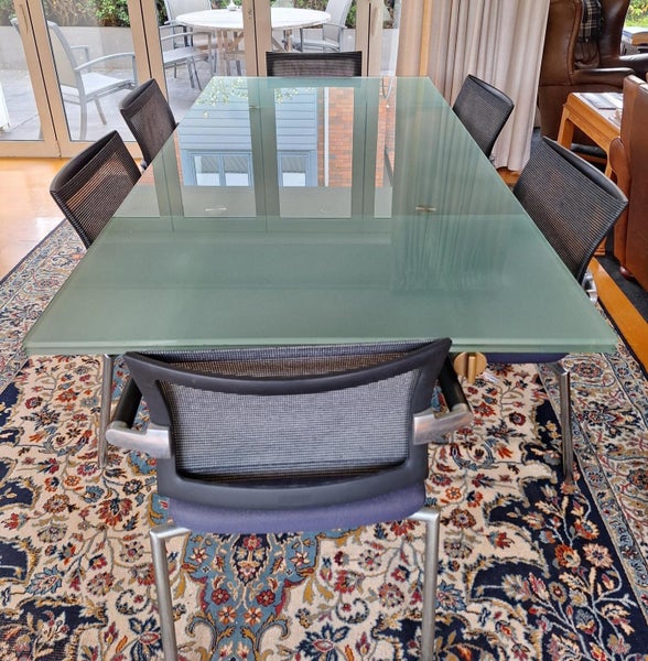 Italian Glass Extending Dining Table63878311146369110