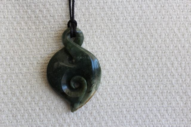BEAUTIFUL KORU-TWIST ** INANGA FLOWER POUNAMU ** #218 Carousel 3