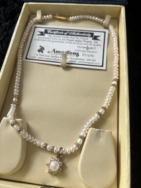 Fresh water Pearls necklace Carousel 2