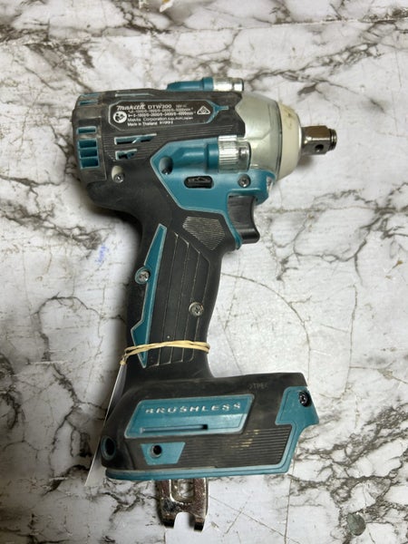 Makita impact wrench DTW300 SKIN ONLY!! Carousel 1
