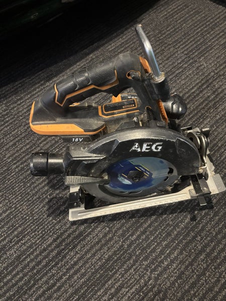 AEG Circular Saw Carousel 1