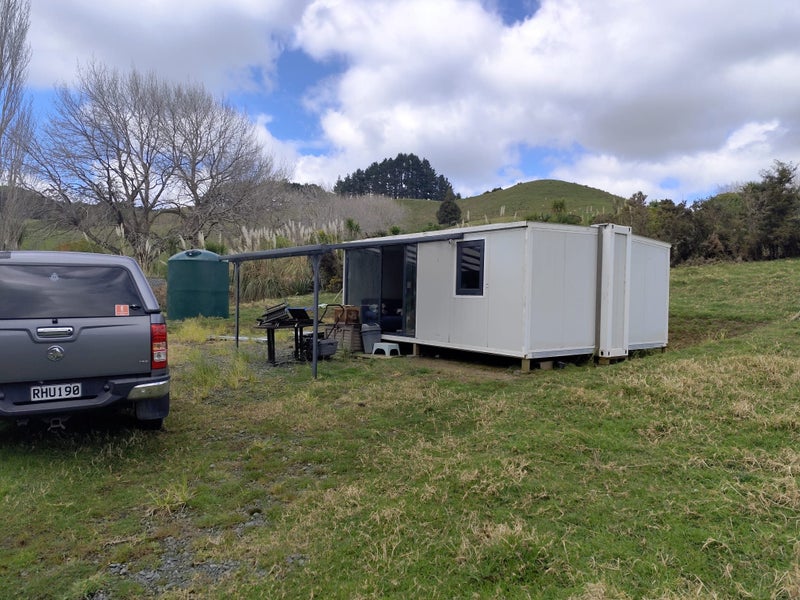 ** Auckland’s Best Deal! Portable Off-Grid Home – Urgent Sale ** Carousel 2
