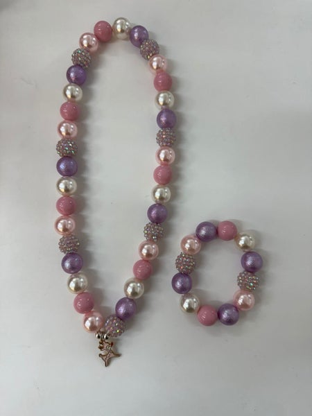 Reindeer Necklace and Bracelet Carousel 2