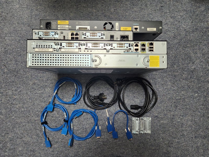 Cisco routers and switch63797816628738111