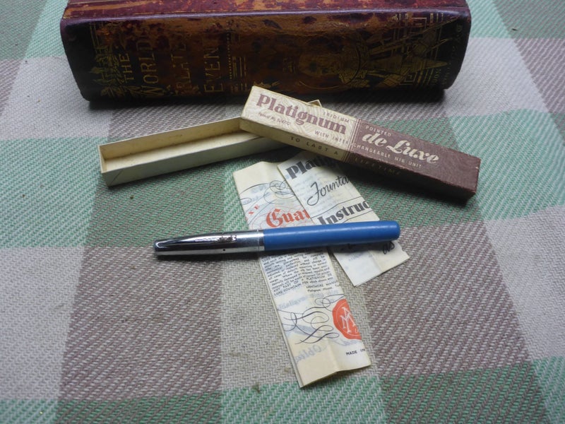 Awesome Old Vintage Boxed Platignum De Luxe Fountain pen Carousel 1