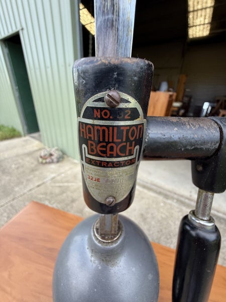 Antique 1930’s Hamilton Beach No. 32 Juice Extractor Carousel 2