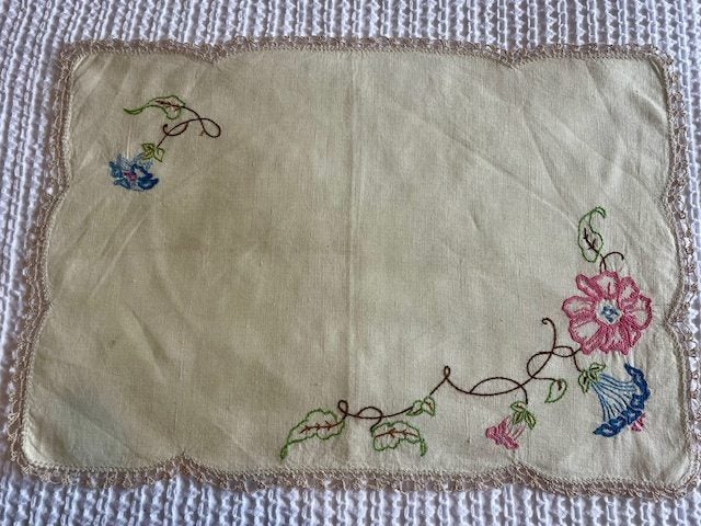 A gorgeous hand embroidered vintage Linen DRESSER CLOTH - hand crocheted edging Carousel 1