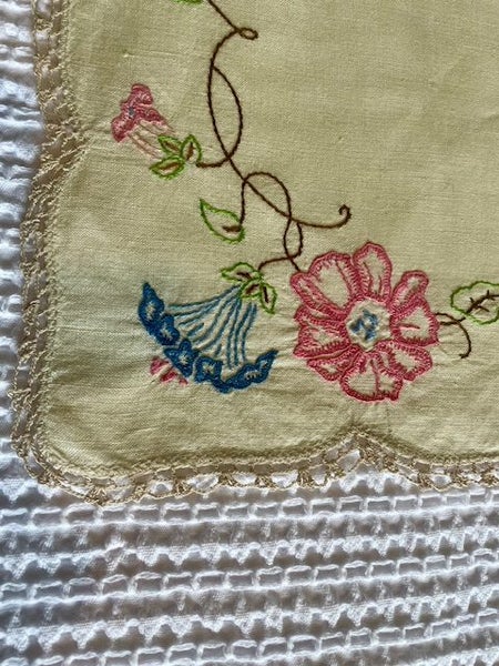 A gorgeous hand embroidered vintage Linen DRESSER CLOTH - hand crocheted edging Carousel 2