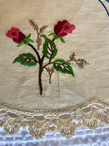 A gorgeous hand embroidered vintage Linen DRESSER CLOTH - hand crocheted edging Carousel 2