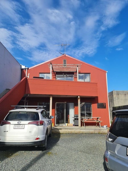 Image 1 of 8