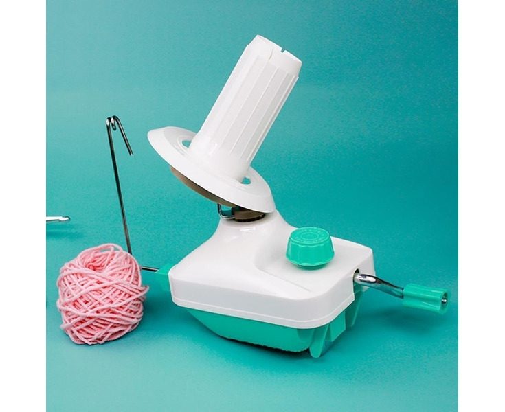 Manual Wool Ball Winder for Winding Yarn Skein Thread and Fiber Hand Operated Carousel 1