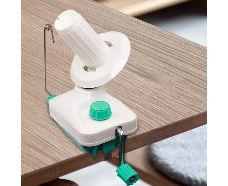 Manual Wool Ball Winder for Winding Yarn Skein Thread and Fiber Hand Operated Carousel 6