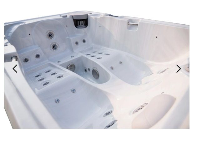 Haast 3 Person Spa HALF PRICE (must end 30th Sep)63920262546306112