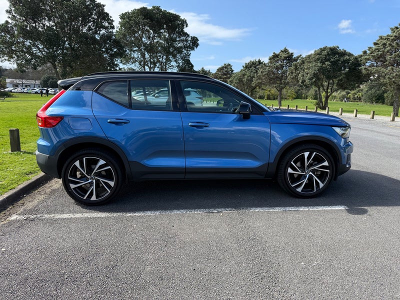 2020 Volvo XC40 T5 Awd R-Design63806935794051112