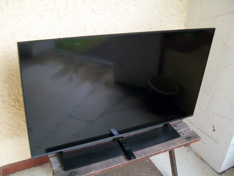 Samsung 43" 4K Qled TV Carousel 1