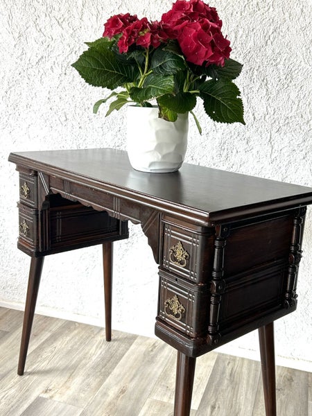 Vintage Side Table Carousel 1