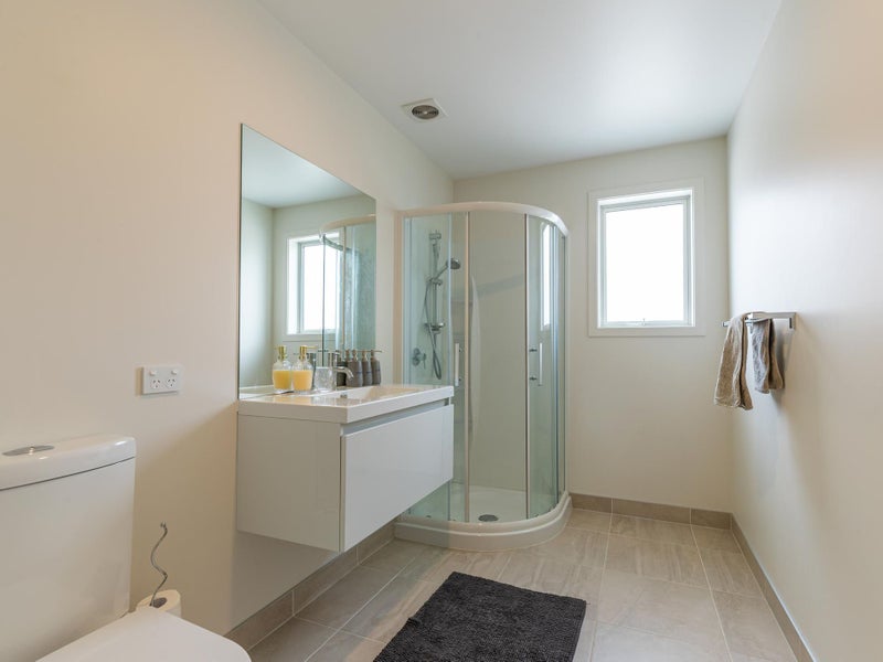 Lower Shotover, 6+ bedrooms64592157942657112