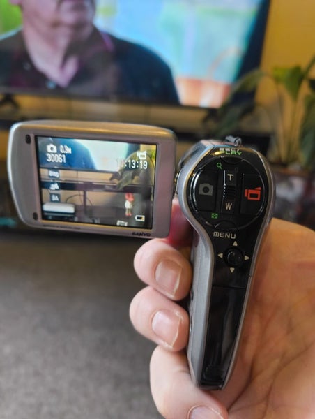 Sanyo mini video Camera 9.1 megapixel Carousel 2