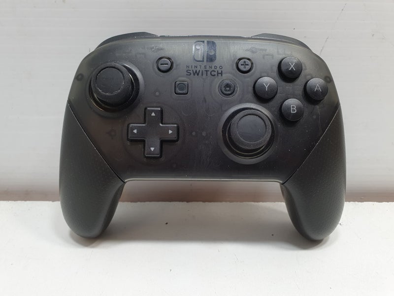 Nintendo Switch HAC013 Controller Carousel 1