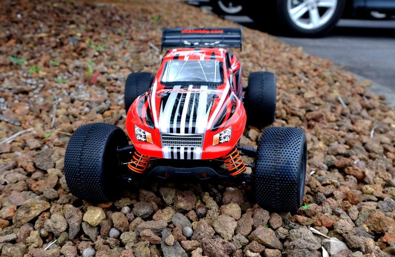 DHK 8132 Raz-R BL Brushless 1/10 Stadium Truck 2.4GHZ RTR Version Carousel 2