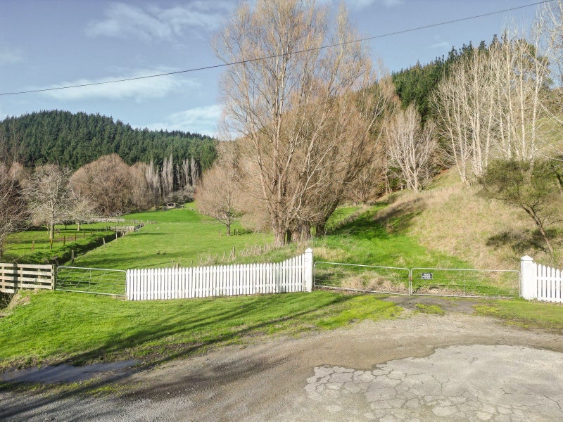 Image 2 of 10