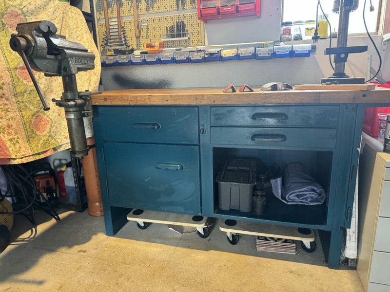 Heavy Duty Solid Timber Workbench with Boley Vice, swivels and height adjustable64142353505154111