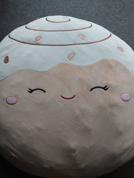 Cinnamon bun squishmallow Carousel 1