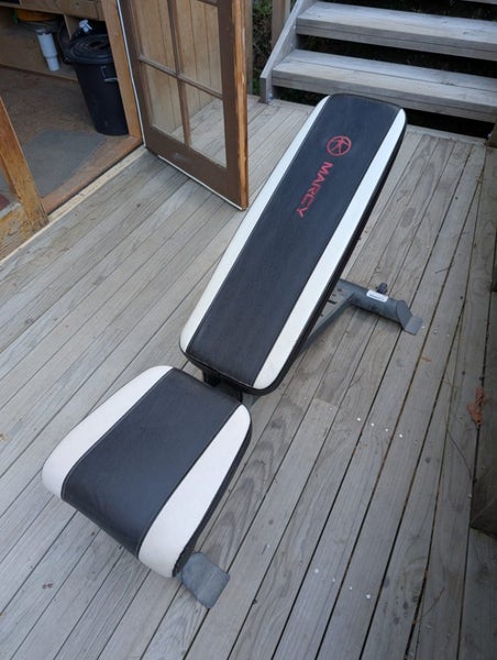 Weights / power rack / Bench / Barbell Carousel 8