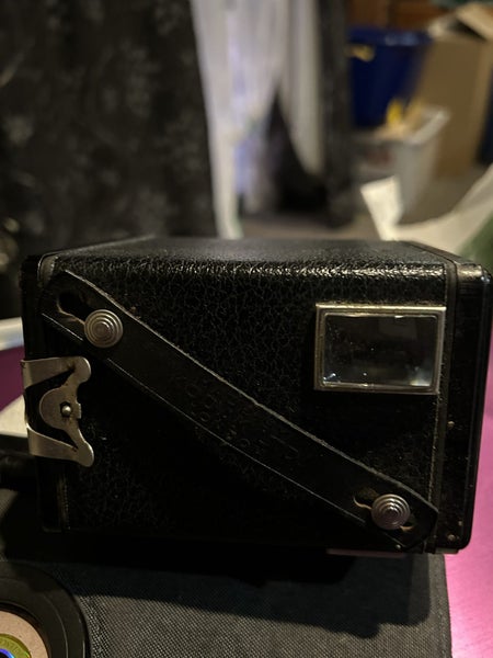 KODAK BROWNIE SIX20 MODEL D63916657952131111