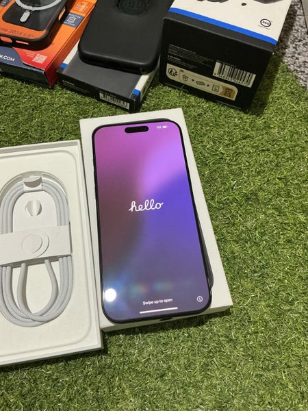 Apple iPhone 16 Pro Max and Apple Watch Ultra 263813124767490111