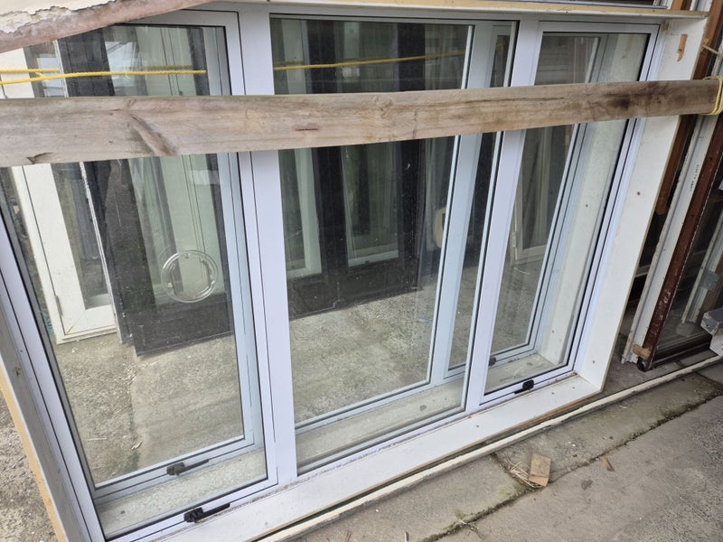 White Aluminium Window 1450 H x 1980 W #2156 Carousel 3