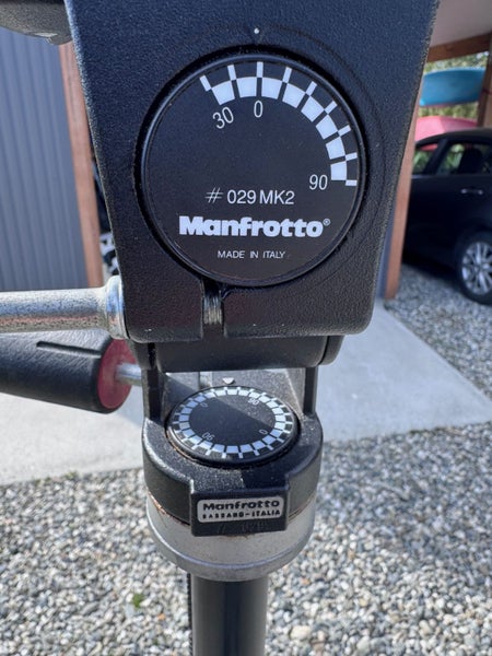 Manfrotto Tripod - Model 058, the "029 Mk2" version63818622266882111