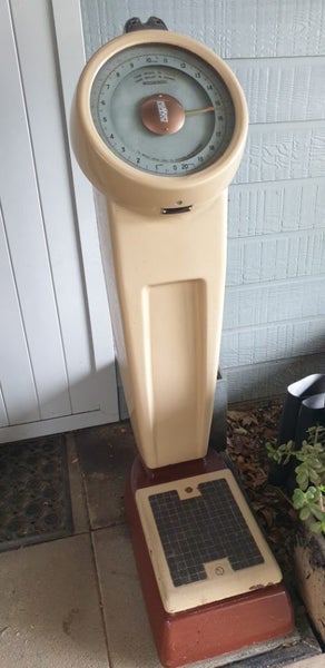 Antique weighing scales Carousel 1