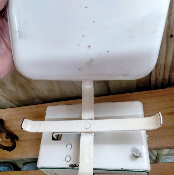 Lyssex vintage scales Carousel 2
