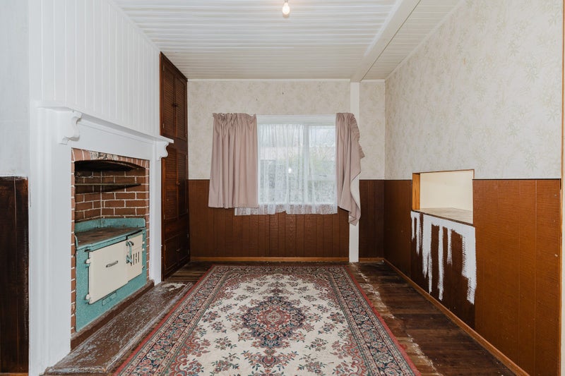 Opportunity Awaits - Renovate or Recreate63820677698819112