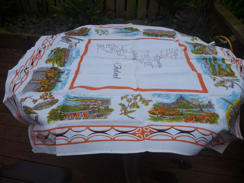 Vintage 50s Kiwiana Tablecloth Birds Flora & City Images MINT Carousel 11