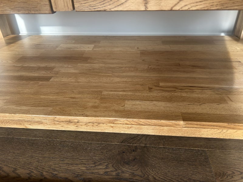 Beautiful Solid Oak Coffee Table63985205004546112