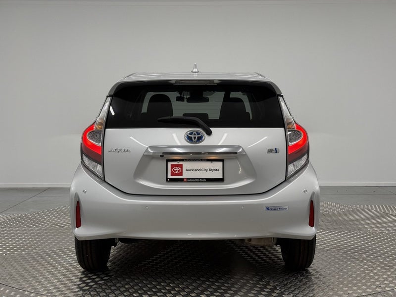 2018 Toyota Aqua 1.5 Hybrid S Style64618494025985113