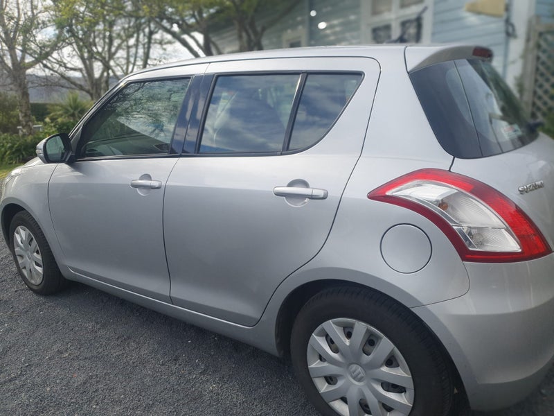 2013 Suzuki Swift Glxa63822725229442114