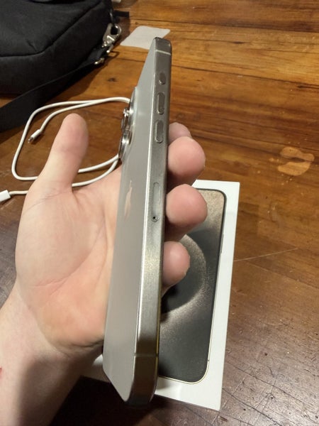 iPhone 15 pro max natural titanium63822527000067114