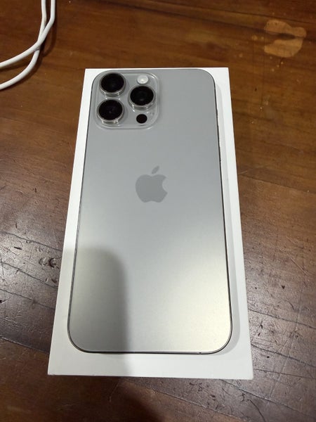 iPhone 15 pro max natural titanium63822527000067110