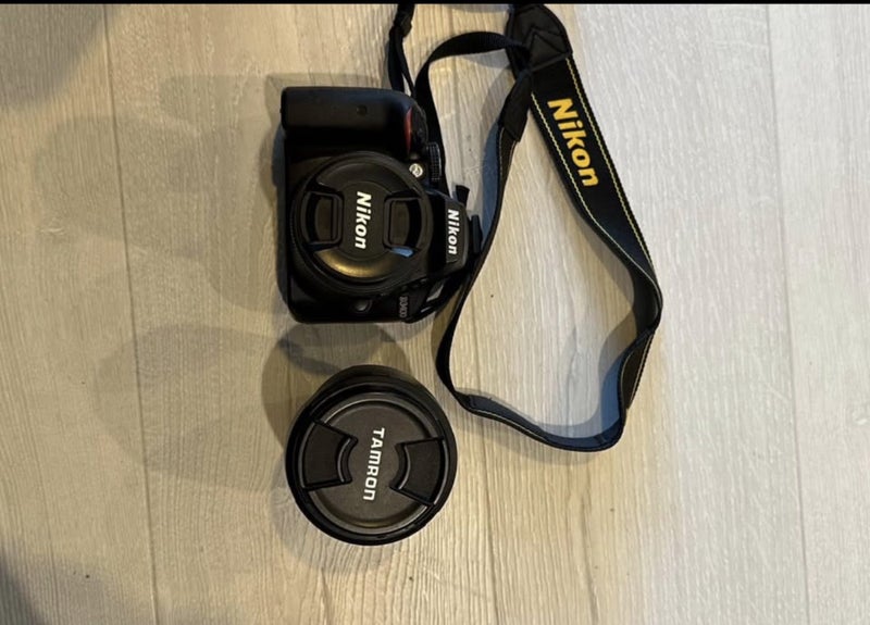 Nikon D3400 Camera, bag and extra Tamaron lens63900621468801112