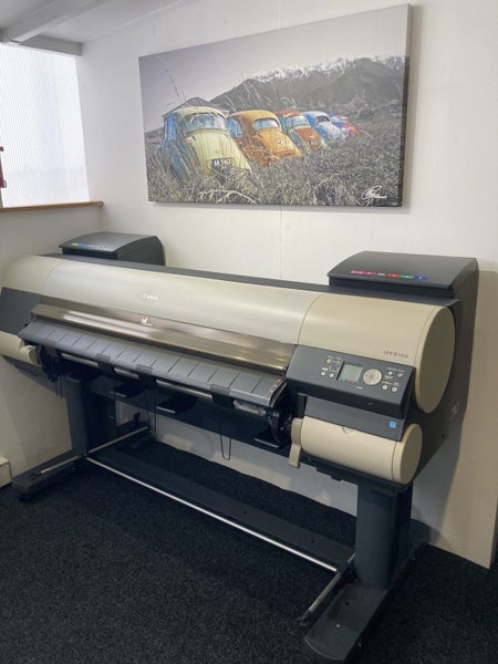 Canon iPF 8100 44’ Wide Format Printer Carousel 1