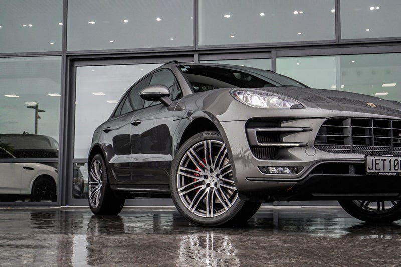 2015 Porsche Macan Turbo 3.6P/ S 4Wd *One Owner...63824286001537113
