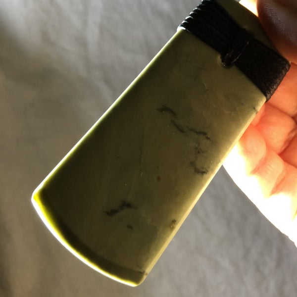 2 DAY AUCTION: 8.7cm NZ Greenstone Semi Rustic Toki Pendant, $1 Reserve Carousel 2